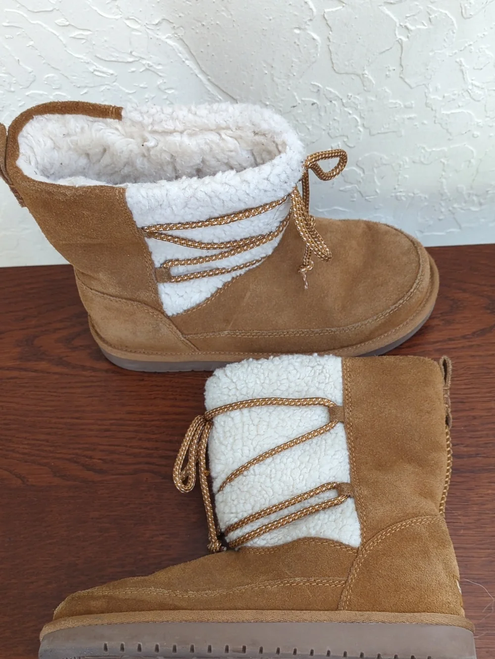 Koolaburra by Ugg Girls' Chestnut Michon Lace-Up Short Winter Boots Size 3